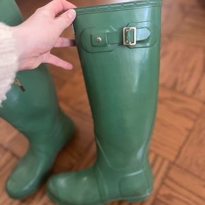 Special edition olive green hunter boots